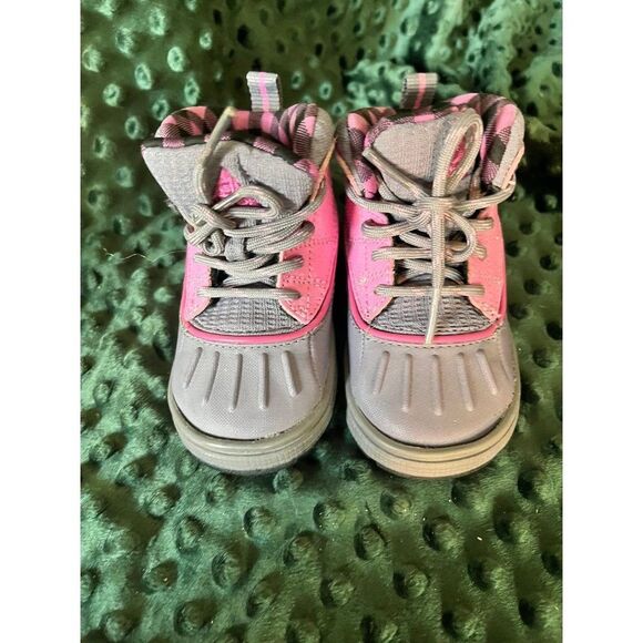 Nike ACG pink and gray winter snow boots size 5 5c - Picture 2 of 5